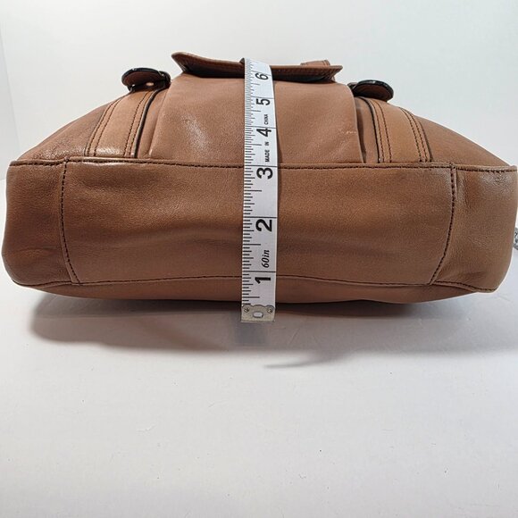Stone Mountain Genuine Leather Tan Shoulder Bag Organizer Pockets - Picture 11 of 11